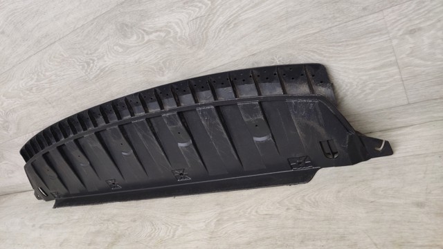 6V0807611 VAG Защита бампера переднего купить в Днепр