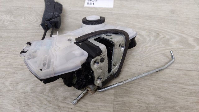 72110TXMA01 HONDA Замок двери передней правой купить в Николаев