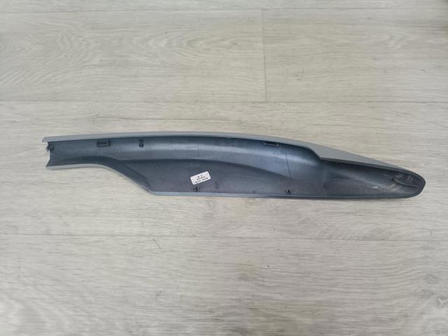 NISSAN 738314CC1A Заглушка рейлинга в наличии Хмельницкий