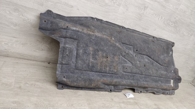 Защита днища, правая 748146RR0A NISSAN