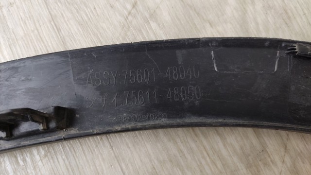 7560148040 Расширитель (накладка) арки переднего крыла правый купить Полтава
