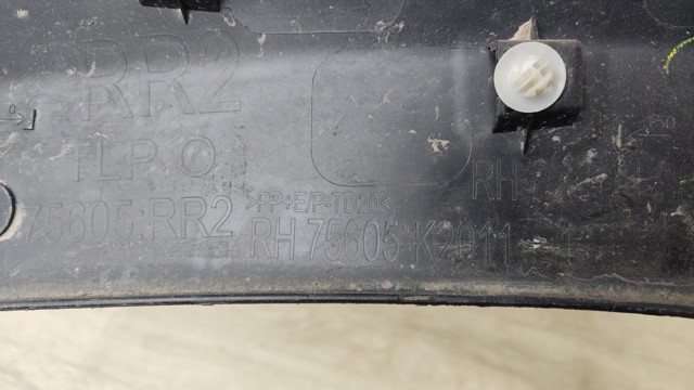 TOYOTA 75605K2011 Расширитель (накладка) арки заднего крыла правый в наличии Полтава