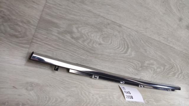 TOYOTA 7574076020 Молдинг опускного стекла двери задней левой в наличии Львов