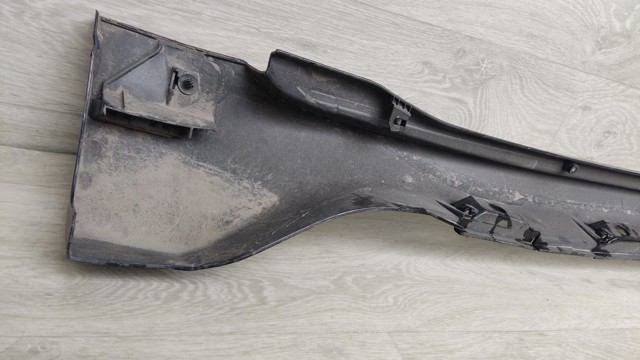 Накладка наружняя (молдинг) порога, правый 7580560050 TOYOTA
