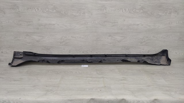 TOYOTA 7580560050 Накладка (молдинг) порога наружная правая в наличии Днепр