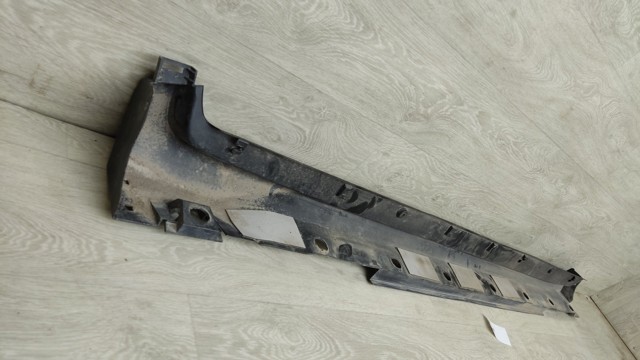 TOYOTA 75852F4010 Накладка (молдинг) порога наружная левая в наличии Украина