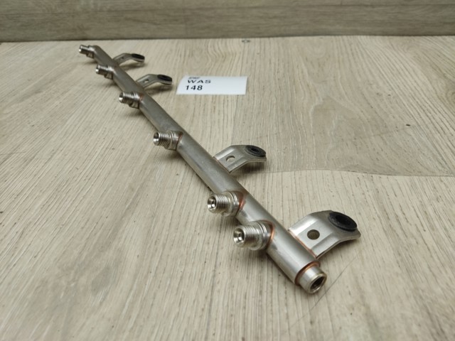 Топливная рампа 7628049 BMW