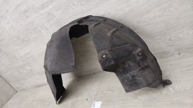 NISSAN 767485NA0A Подкрылок задний правый в наличии Черновцы