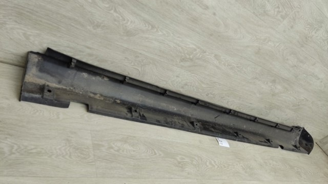 76851CL70A NISSAN купить в Полтава