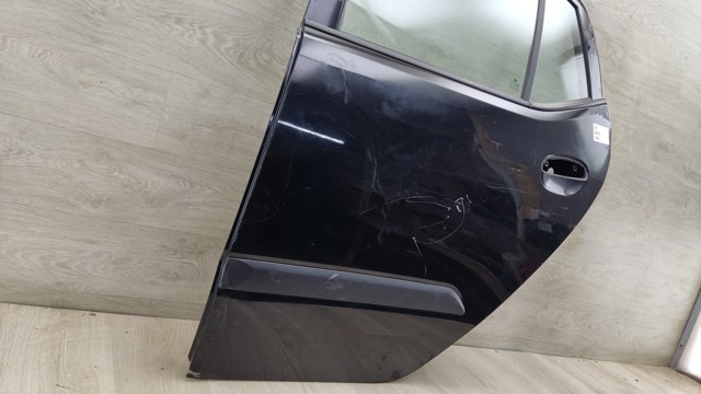 Дверь пассажирская задняя левая 770030X050 HYUNDAI