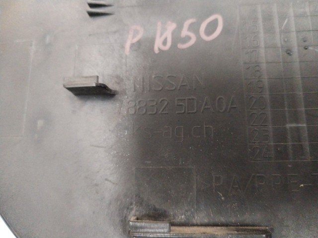 NISSAN 788325DA0A Лючок бензобака в наличии Украина