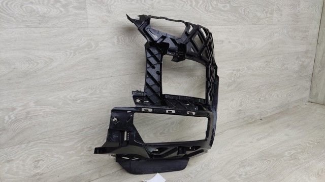 VAG 7E0807177A Кронштейн бампера переднего левый в наличии Черновцы