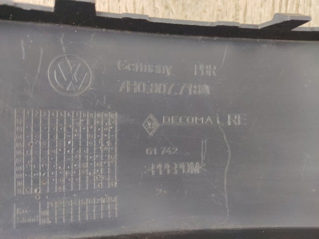 VAG 7H0807718 Молдинг бампера переднего правый в наличии Черкассы