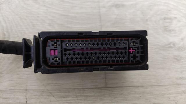7L0973047 VAG купить в Тернополь