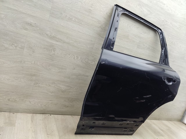 VAG 7P0833311 Дверь задняя левая в наличии Павлоград