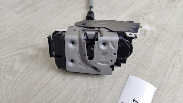 805015DC0A NISSAN Замок двери передней левой купить в Полтава