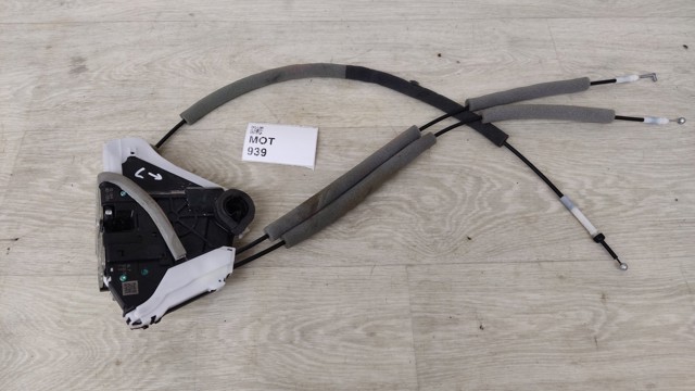 Запор кабины 805016RR0A NISSAN