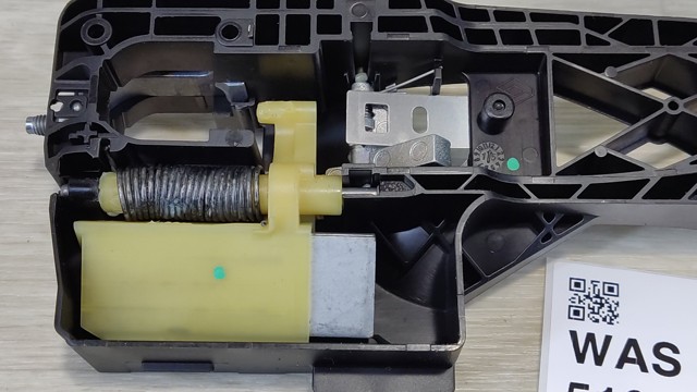 RENAULT 806079016R Держатель наружной ручки двери левых дверей в наличии Кривой Рог