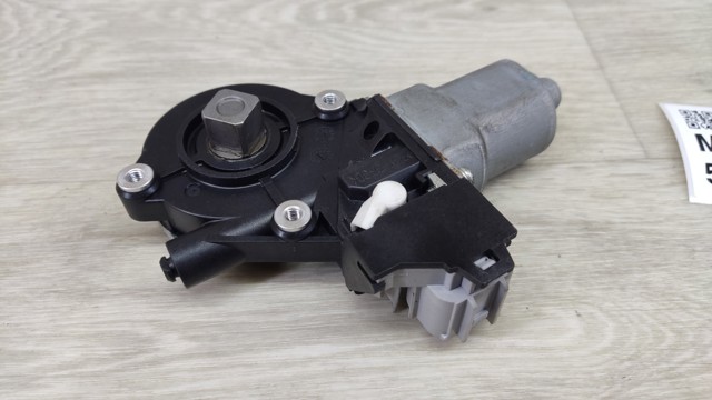 80730JX30A NISSAN Мотор стеклоподъемника двери передней правой купить в Николаев