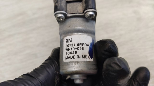 807316RR0A NISSAN Мотор стеклоподъемника двери задней левой купить в Николаев