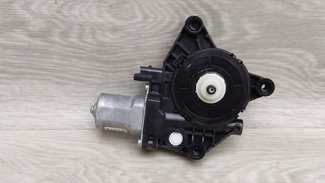 NISSAN 807316RR0A Мотор стеклоподъемника двери задней левой в наличии Житомир