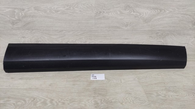 Молдинг передней правой двери 808706UA0A NISSAN