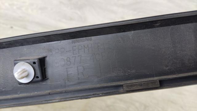 Молдинг двери передней левой нижний 808774BA0A NISSAN