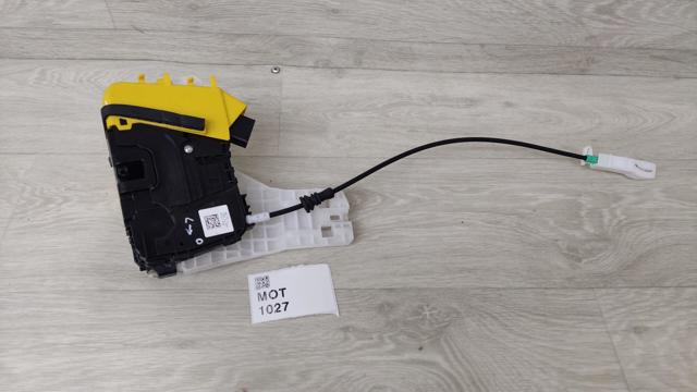 81310L1010 HYUNDAI Замок водительской двери купить в Полтава