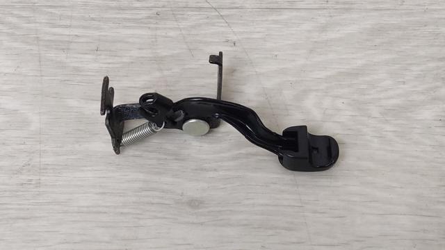 HYUNDAI 815702H001 Ручка открывания замка (лючка) бензобака в наличии Ровно