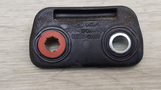 HYUNDAI 81779CV000 в наличии Хмельницкий