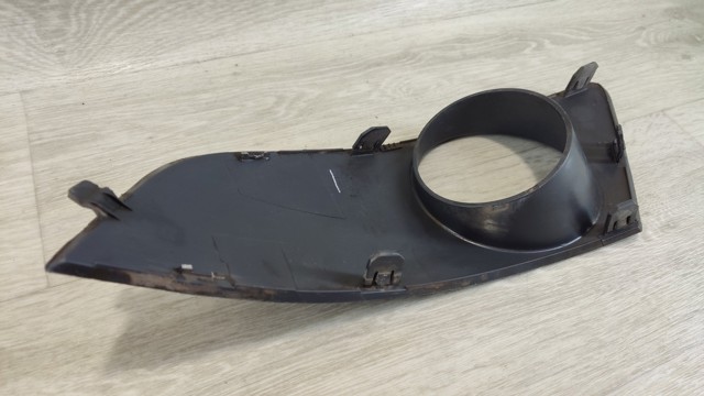 8200838548 RENAULT Заглушка (решетка) противотуманных фар бампера переднего правая купить в Полтава