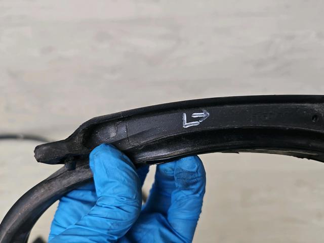 82130D3000 HYUNDAI купить в Николаев