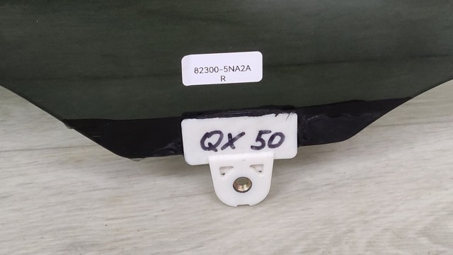 NISSAN 823005NA2A Стекло двери задней правой в наличии Одесса