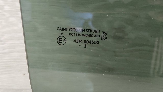 NISSAN 823005NA2A Стекло двери задней правой в наличии Хмельницкий