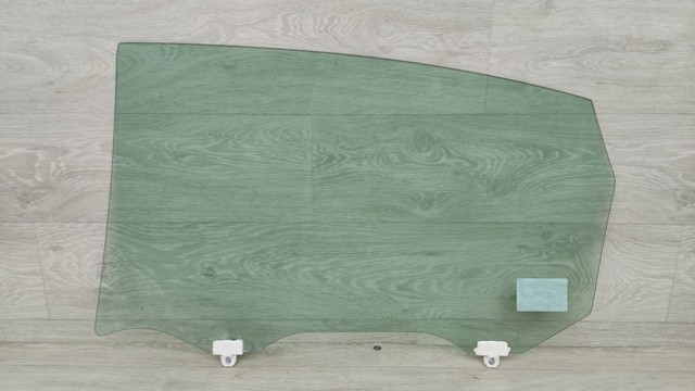 823009HT0A NISSAN Стекло двери задней правой купить в Хмельницкий