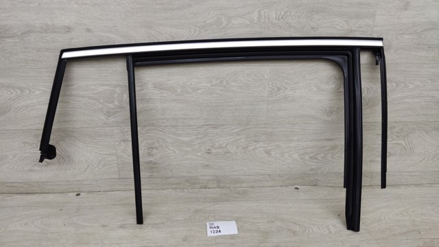 823305DA1A NISSAN купить в Запорожье