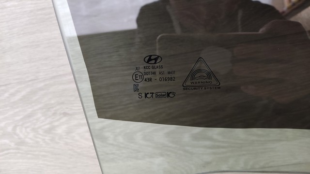 82420GI030 HYUNDAI Стекло двери передней правой купить в Украина