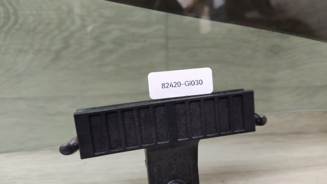 HYUNDAI 82420GI030 Стекло двери передней правой в наличии Львов