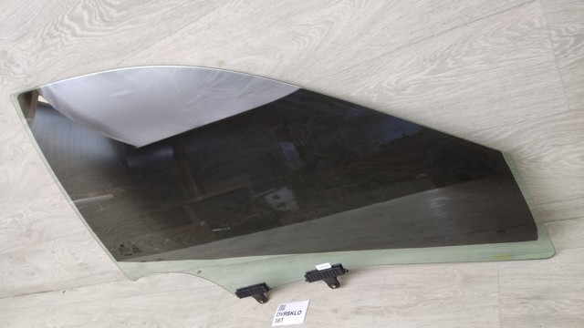 82420GI030 Стекло двери передней правой купить Николаев