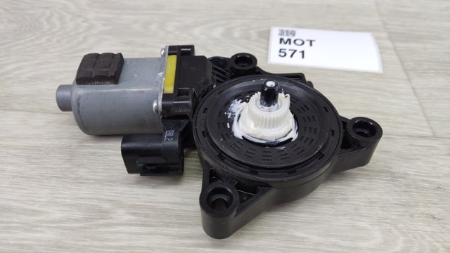 82460F1000 HYUNDAI купить в Запорожье