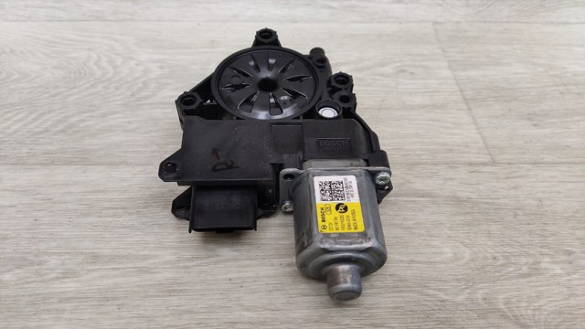 82460GI010 HYUNDAI Мотор стеклоподъемника двери передней правой купить в Винница