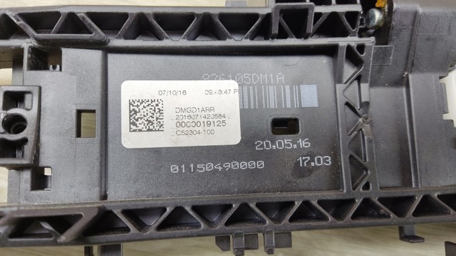 NISSAN 826105DM1A Держатель наружной ручки двери задней правой в наличии Каменское