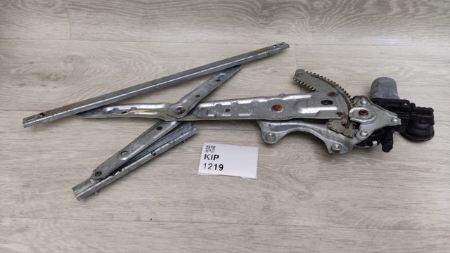 Механизм стеклоподъемника двери задней, правой 827005NA0A NISSAN