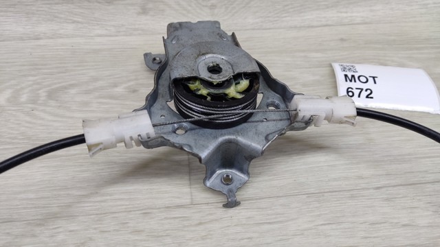  Механизм стеклоподъемника правой задней двери 82700JD400 NISSAN
