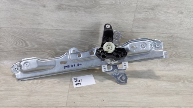 Стеклоподъемник задней правой двери 827203827R RENAULT