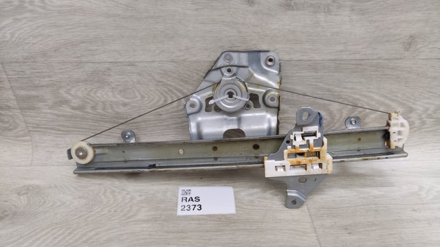  Механизм стеклоподъемника правой задней двери 827206RR0A NISSAN