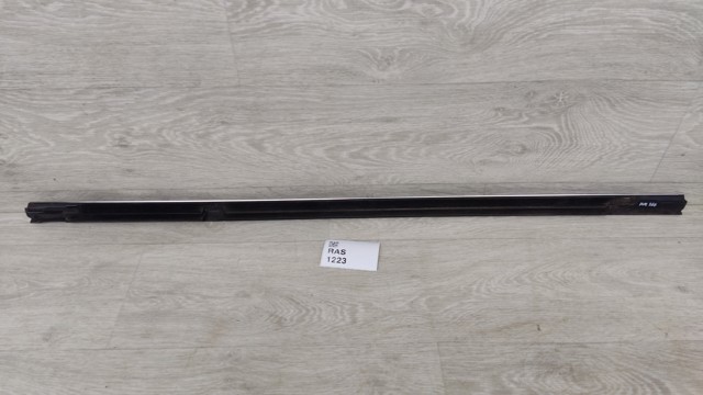 828205DA0A NISSAN купить в Ужгород