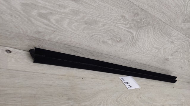 NISSAN 828345NA0A в наличии Черновцы