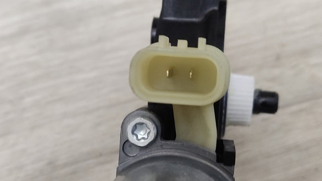 Мотор стеклоподъемника двери задней, левой 83450GI000 HYUNDAI