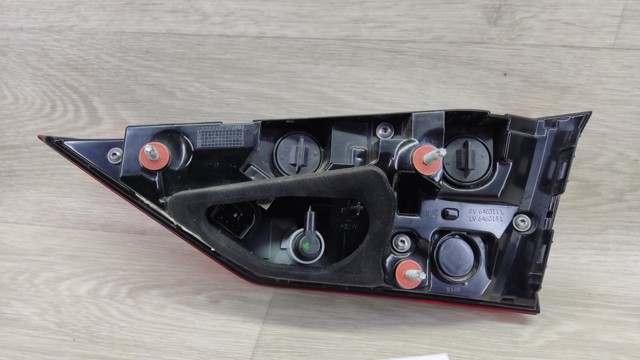83A945075 VAG Фонарь задний левый внутренний купить в Киев